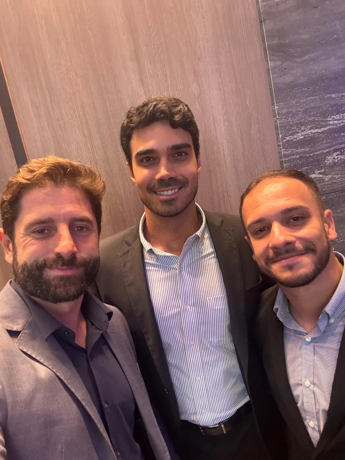 Leonardo Miranda com leiloeiros do Grupo Lance